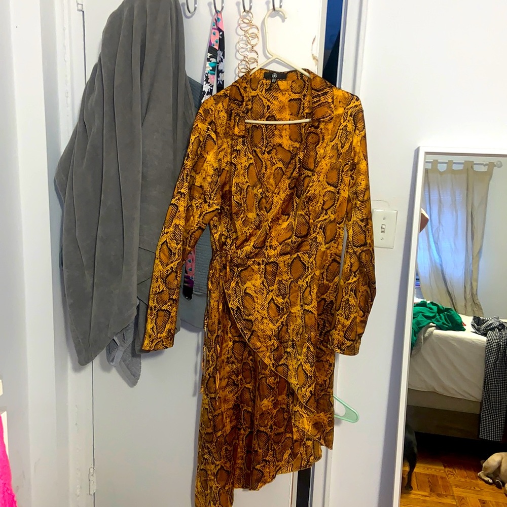LEOPARD WRAP DRESS 🐆